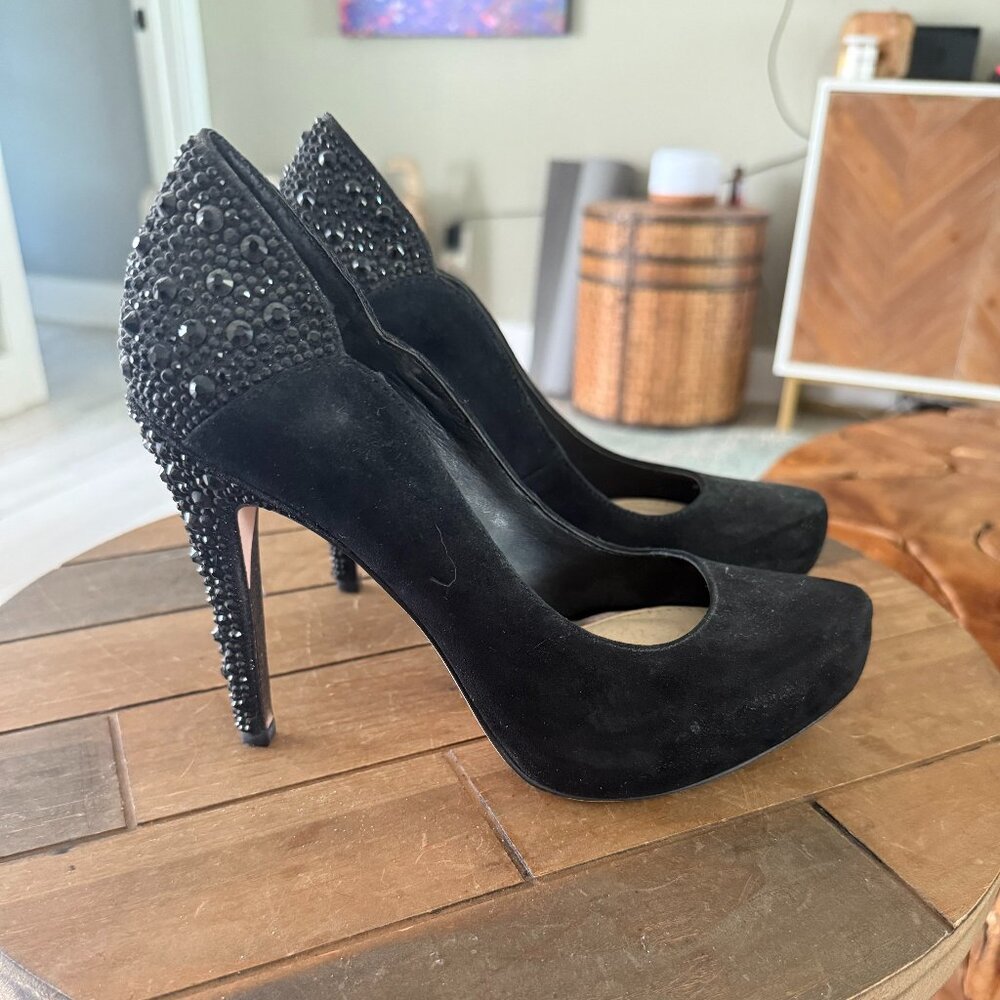 Jessica Simpson black heels